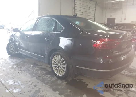 2017 Volkswagen Passat 1.8T Se из США, поврежденный, VIN 1VWBT7A31HC006754
